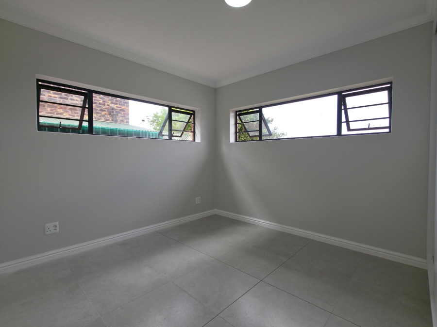 3 Bedroom Property for Sale in Wavecrest Eastern Cape